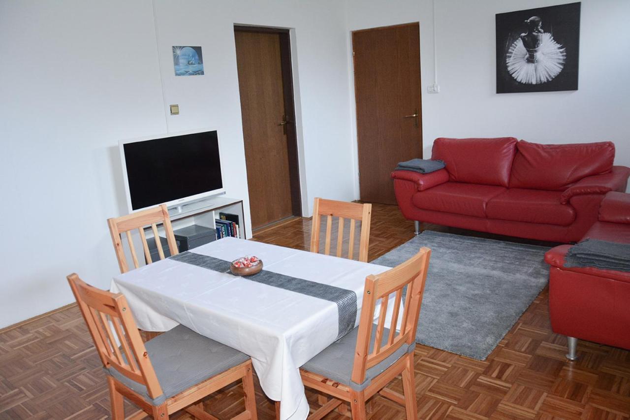 Apartma Vidmar Sencur Ngoại thất bức ảnh